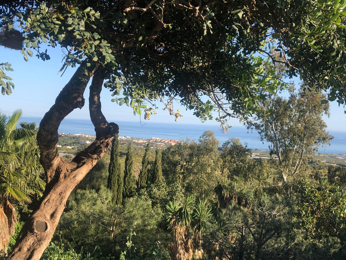 Se vende Villa - Chalet de 3 dormitorios en Costa Del Sol East, Málaga, España