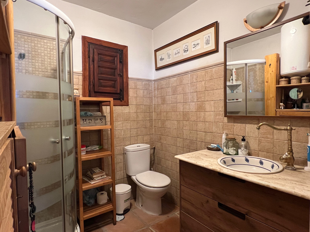 Se vende Villa - Chalet de 3 dormitorios en Costa Del Sol East, Málaga, España