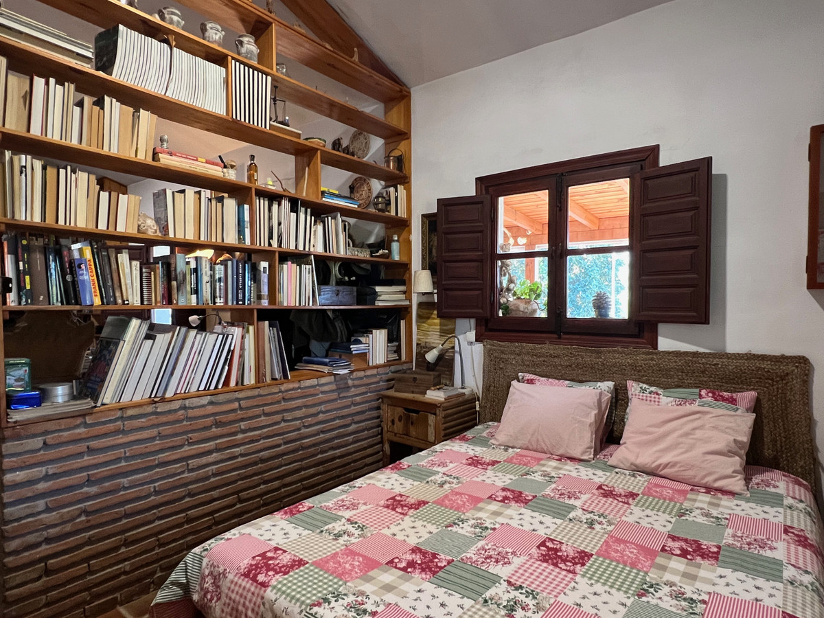 Se vende Villa - Chalet de 3 dormitorios en Costa Del Sol East, Málaga, España