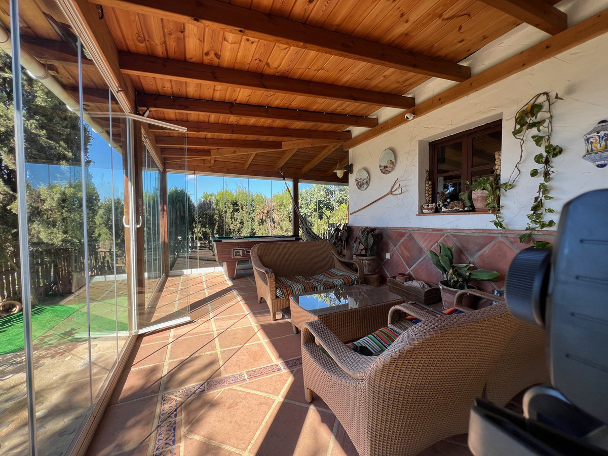 Se vende Villa - Chalet de 3 dormitorios en Costa Del Sol East, Málaga, España