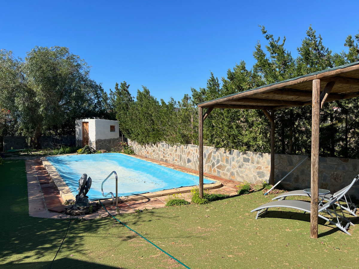 Se vende Villa - Chalet de 3 dormitorios en Costa Del Sol East, Málaga, España