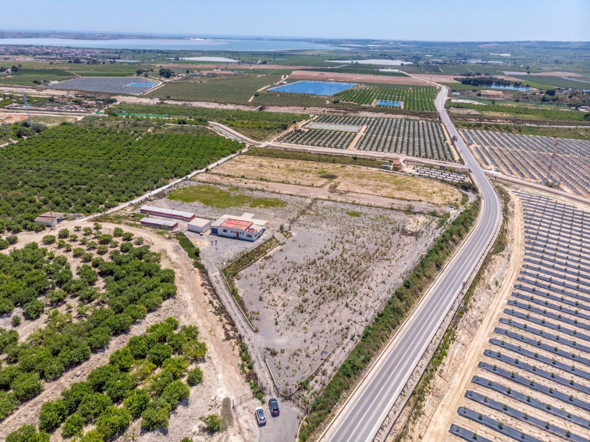 Se vende Finca - Cortijo de 2 dormitorios en Costa Blanca, Alicante, España