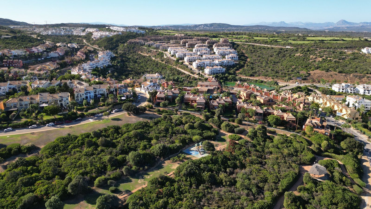 Se vende Villa - Chalet de 4 dormitorios en Costa Del Sol, Cadiz, España