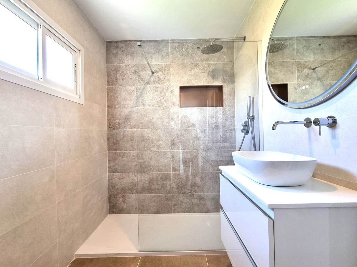 Se vende Apartamento Planta Media de 1 dormitorios en Costa Del Sol, Málaga, España