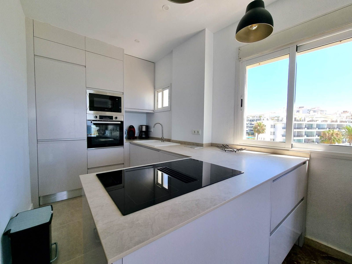 Se vende Apartamento Planta Media de 1 dormitorios en Costa Del Sol, Málaga, España