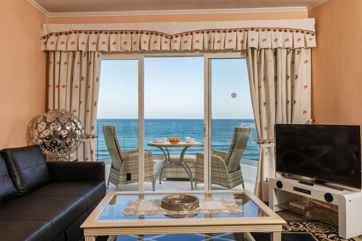 Se vende Apartamento Planta Media de 1 dormitorios en Costa Del Sol, Málaga, España