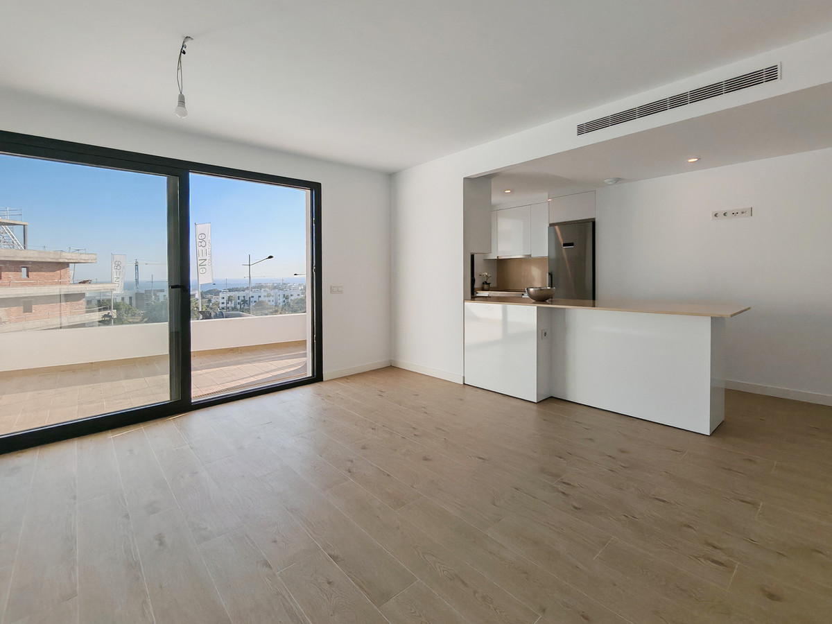 2 Bed Apartment for sale in Estepona Costa Del Sol, Málaga, Spain
