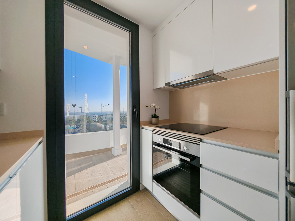 2 Bed Apartment for sale in Estepona Costa Del Sol, Málaga, Spain