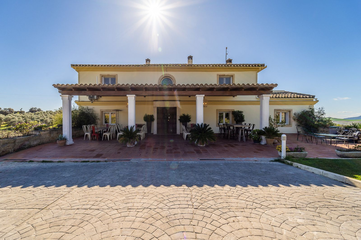 Plots for sale in Ronda Costa Del Sol, Málaga, Spain