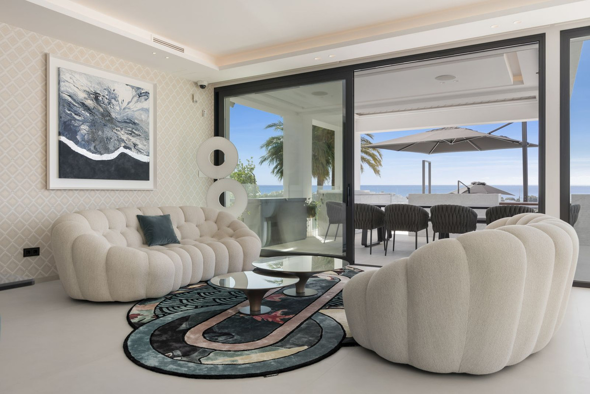 Se vende Villa - Chalet de 6 dormitorios en Costa Del Sol, Málaga, España