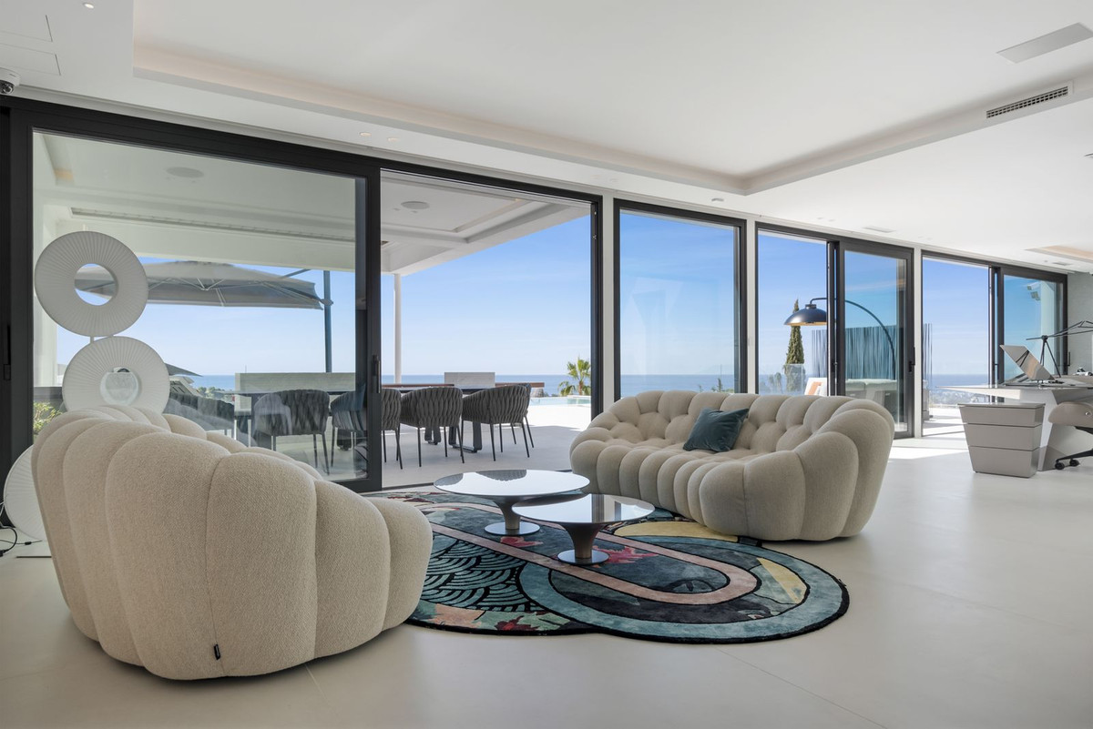 Se vende Villa - Chalet de 6 dormitorios en Costa Del Sol, Málaga, España