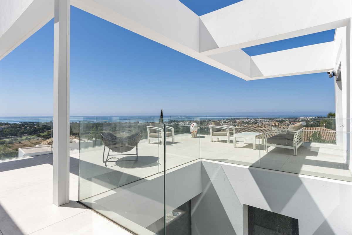 Se vende Villa - Chalet de 6 dormitorios en Costa Del Sol, Málaga, España