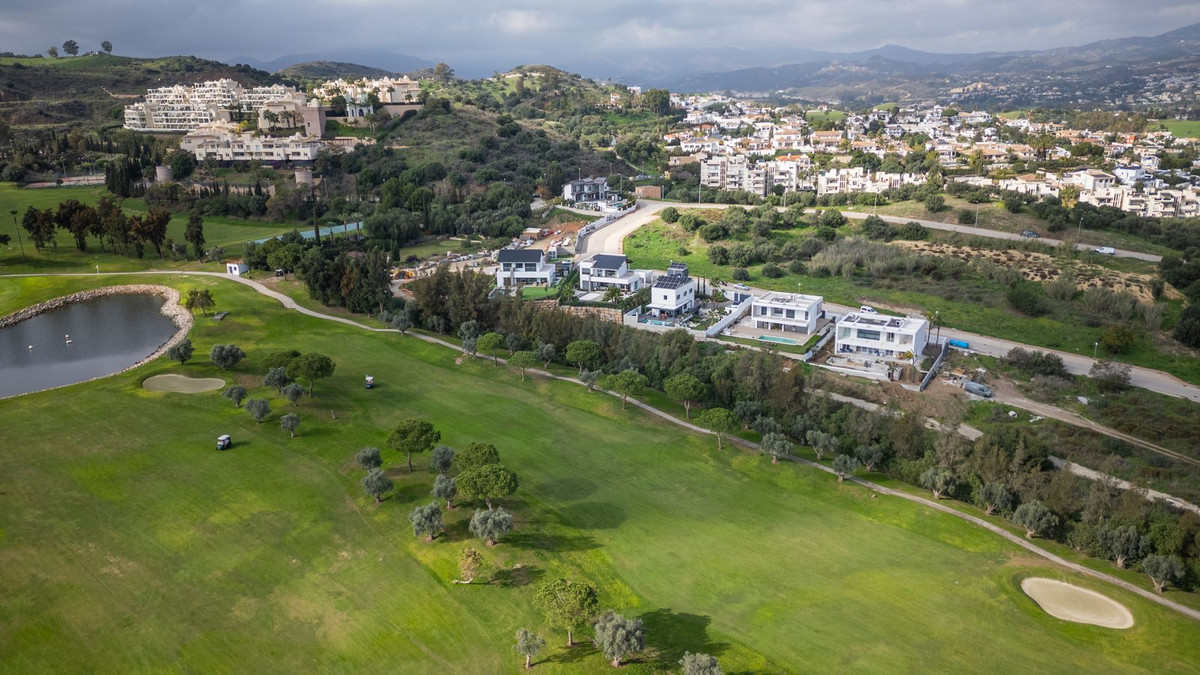 Se vende Villa - Chalet de 3 dormitorios en Costa Del Sol, Málaga, España