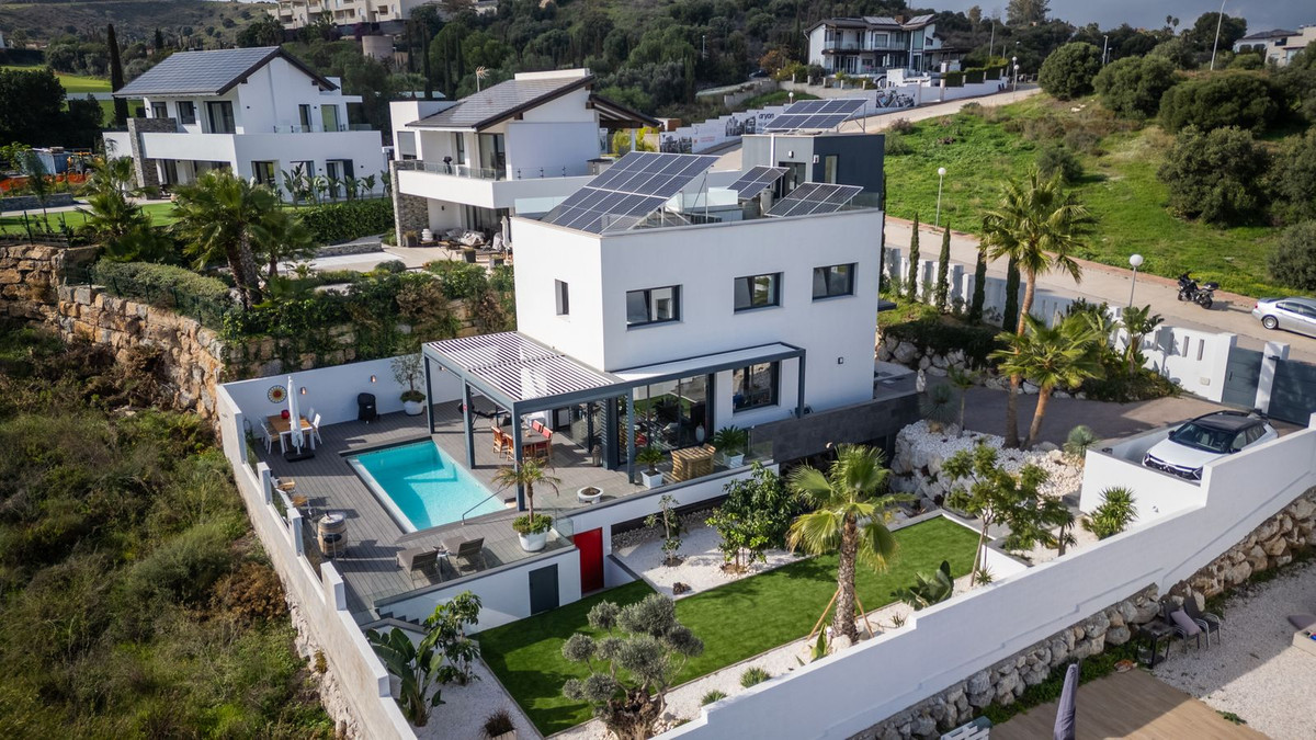 Se vende Villa - Chalet de 3 dormitorios en Costa Del Sol, Málaga, España
