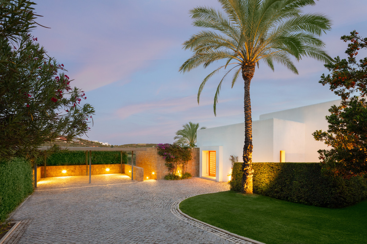 Se vende Villa - Chalet de 6 dormitorios en Costa Del Sol, Málaga, España