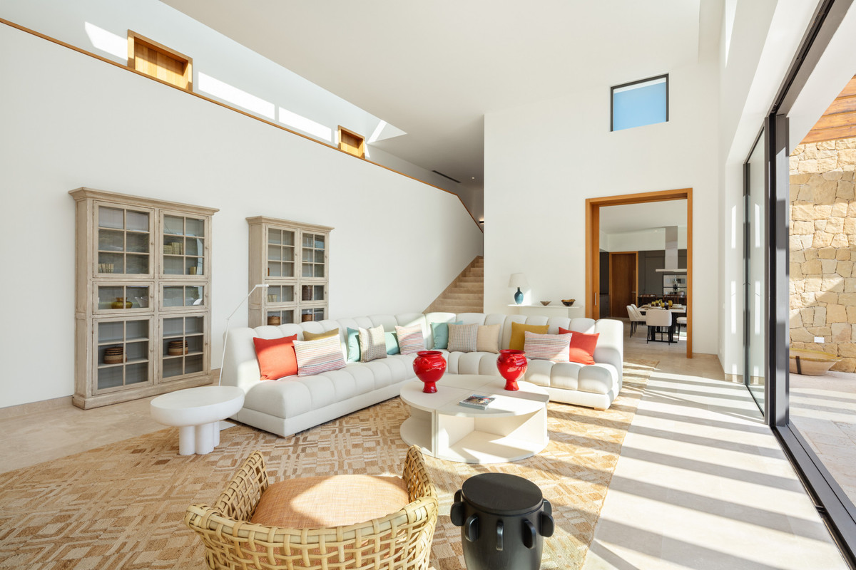Se vende Villa - Chalet de 6 dormitorios en Costa Del Sol, Málaga, España