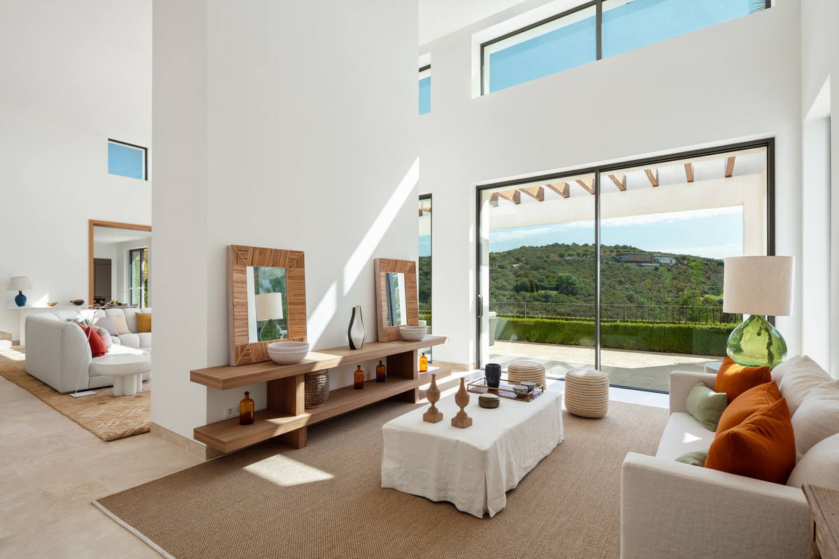 Se vende Villa - Chalet de 6 dormitorios en Costa Del Sol, Málaga, España