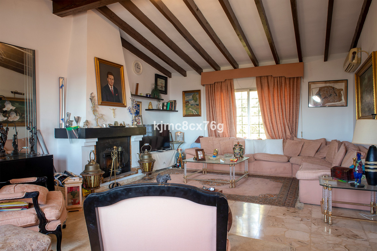 Se vende Villa - Chalet de 4 dormitorios en Costa Del Sol, Málaga, España