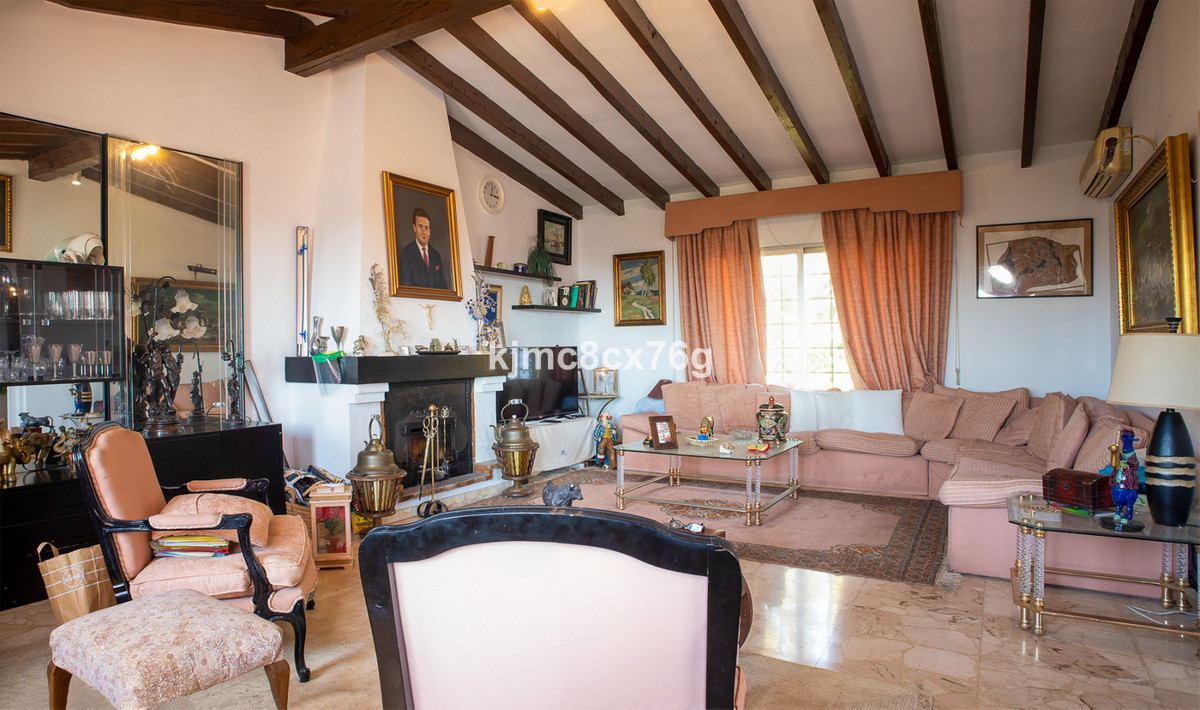 Se vende Villa - Chalet de 4 dormitorios en Costa Del Sol, Málaga, España