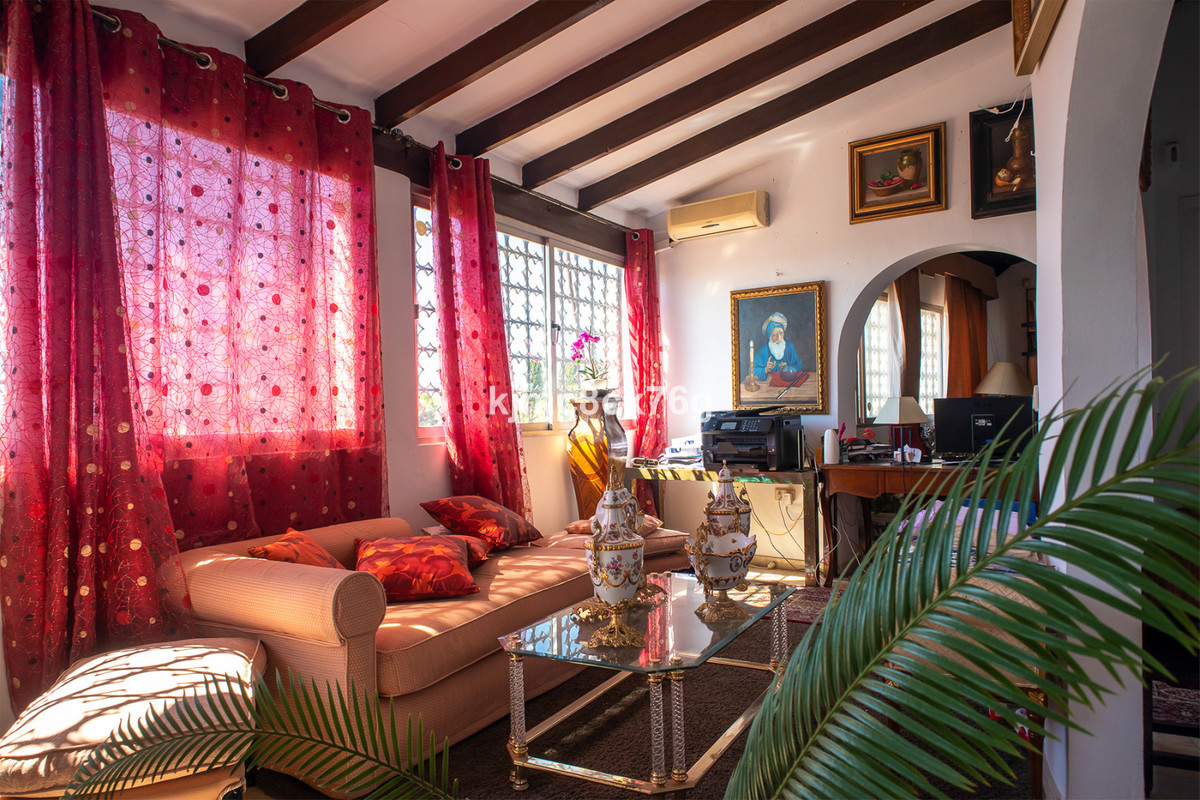 Se vende Villa - Chalet de 4 dormitorios en Costa Del Sol, Málaga, España