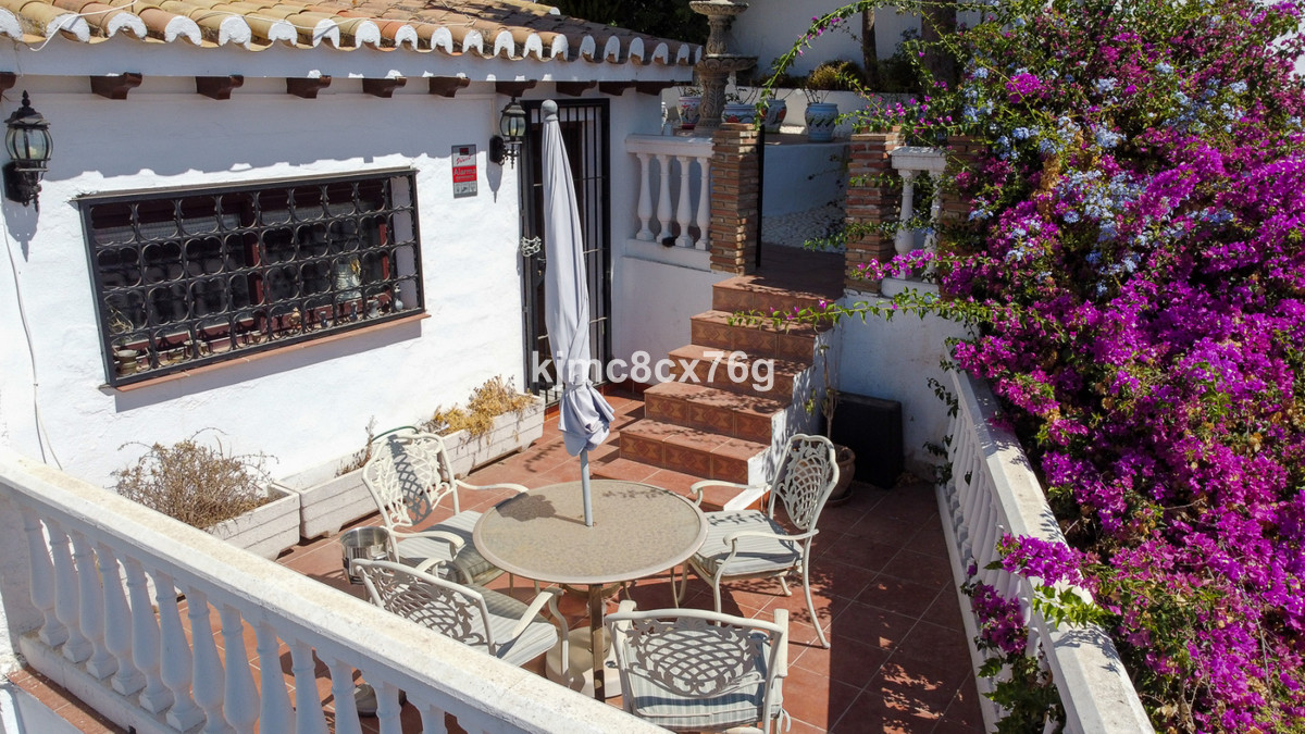 Se vende Villa - Chalet de 4 dormitorios en Costa Del Sol, Málaga, España