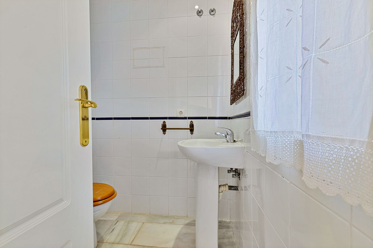 3 Bed Townhouse for sale in San Pedro De Alcántara Costa Del Sol, Málaga, Spain