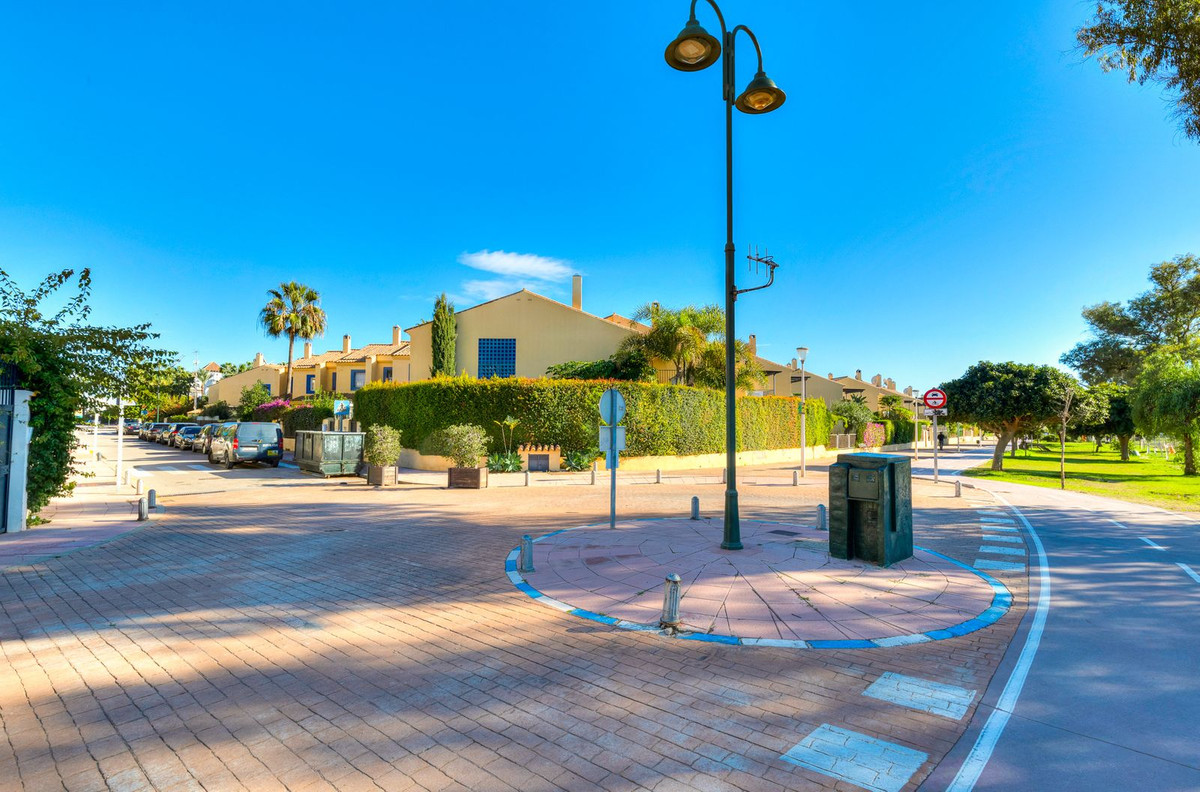 3 Bed Townhouse for sale in San Pedro De Alcántara Costa Del Sol, Málaga, Spain