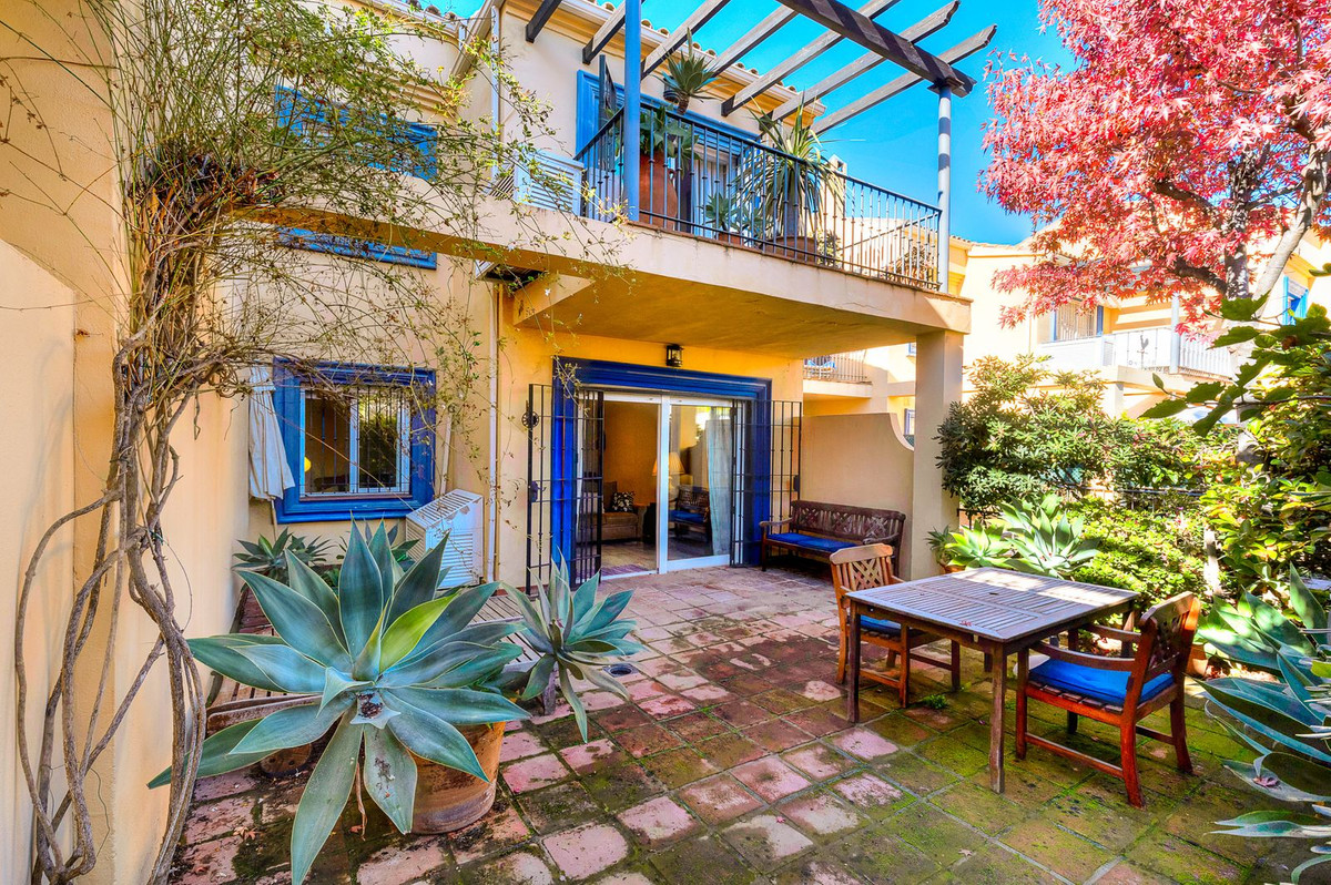 3 Bed Townhouse for sale in San Pedro De Alcántara Costa Del Sol, Málaga, Spain