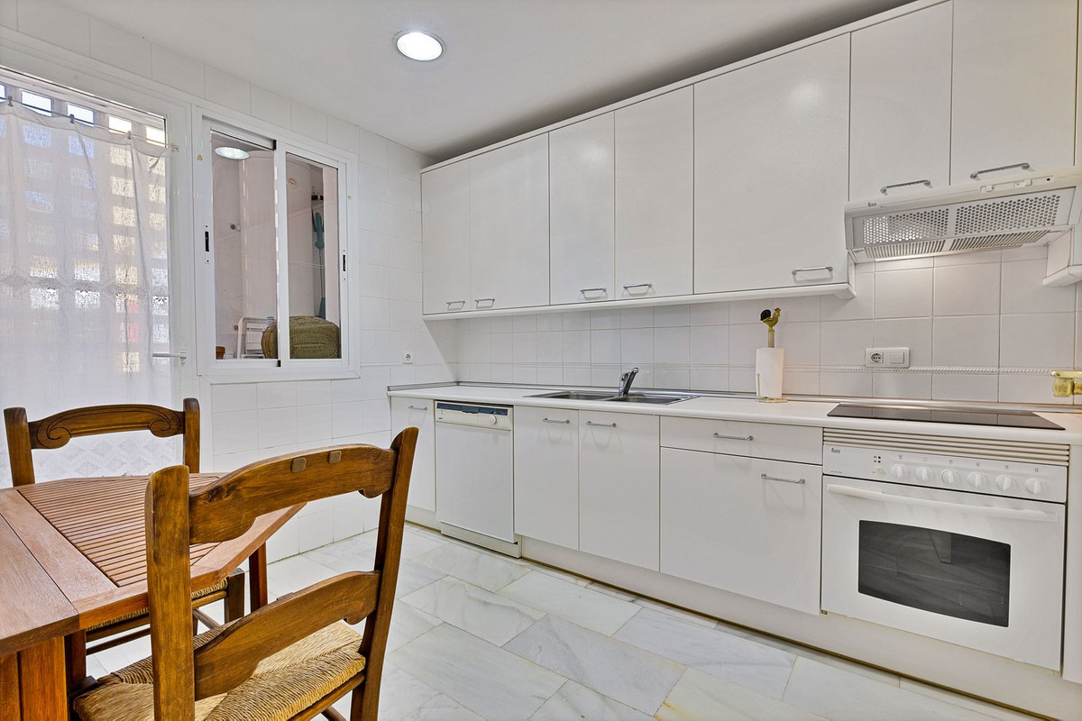 3 Bed Townhouse for sale in San Pedro De Alcántara Costa Del Sol, Málaga, Spain