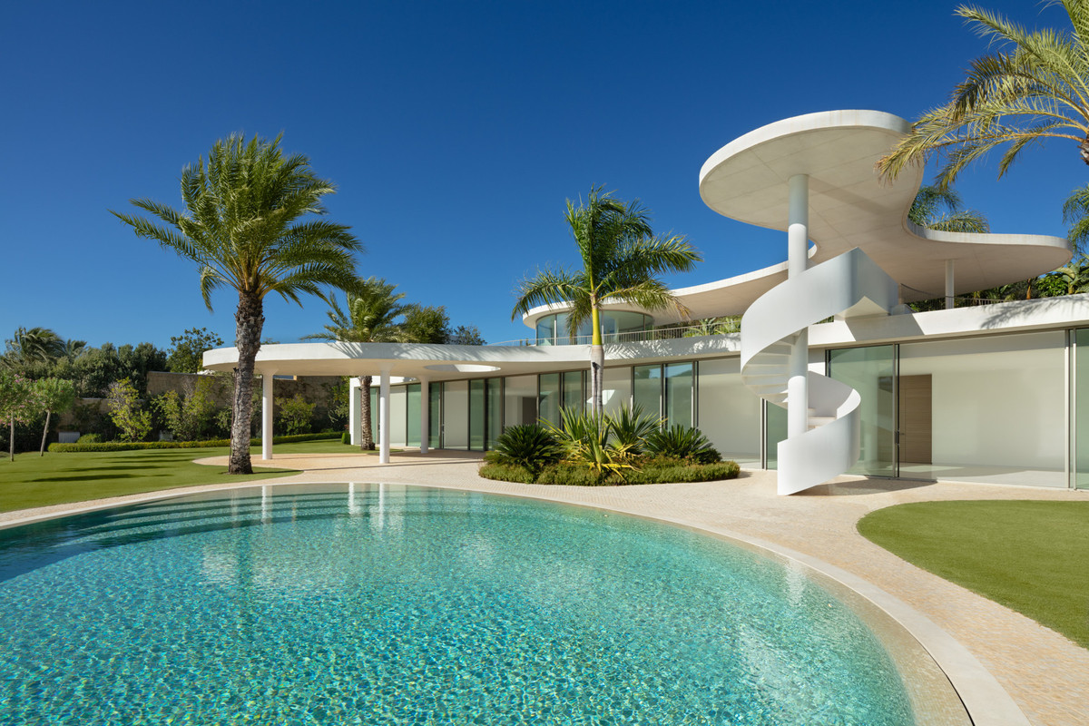 Se vende Villa - Chalet de 4 dormitorios en Costa Del Sol, Málaga, España