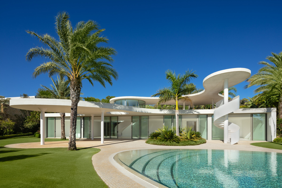 Se vende Villa - Chalet de 4 dormitorios en Costa Del Sol, Málaga, España