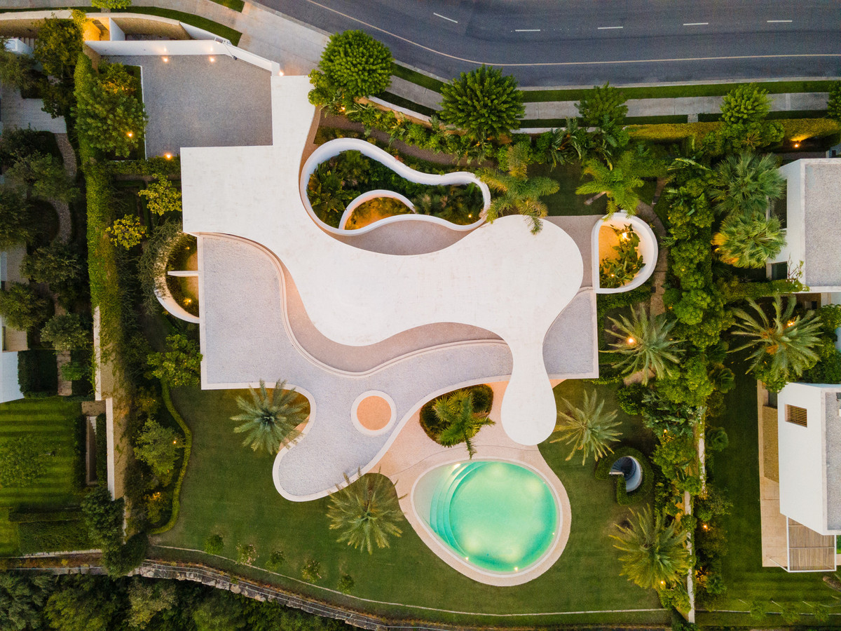 Se vende Villa - Chalet de 4 dormitorios en Costa Del Sol, Málaga, España