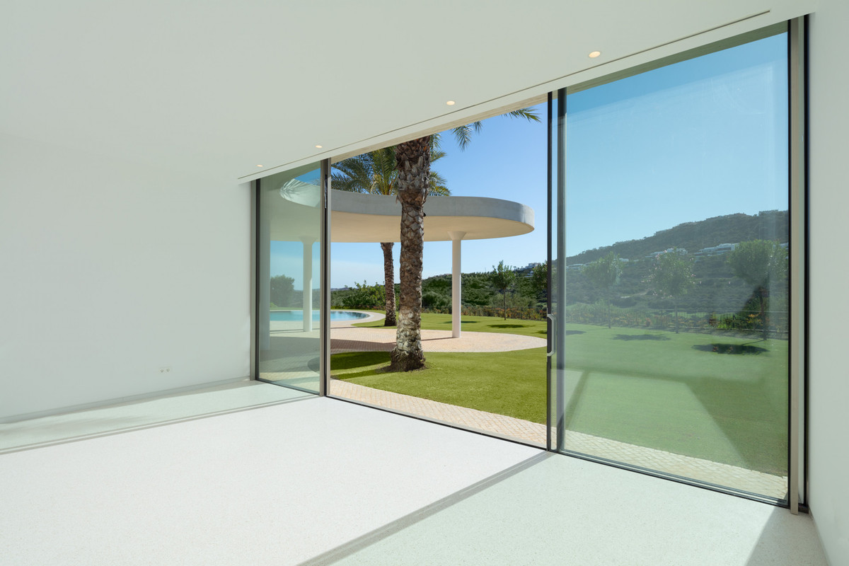 Se vende Villa - Chalet de 4 dormitorios en Costa Del Sol, Málaga, España