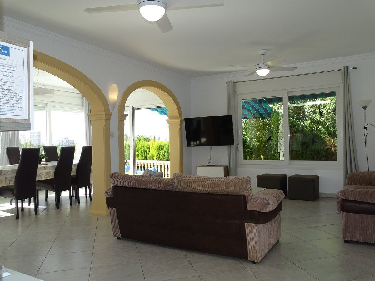 Se vende Villa - Chalet de 3 dormitorios en Costa Blanca, Alicante, España