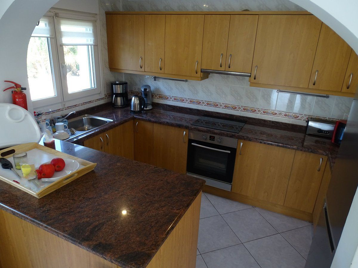 Se vende Villa - Chalet de 3 dormitorios en Costa Blanca, Alicante, España