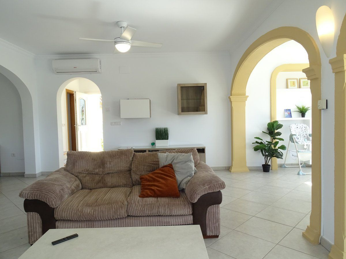 Se vende Villa - Chalet de 3 dormitorios en Costa Blanca, Alicante, España