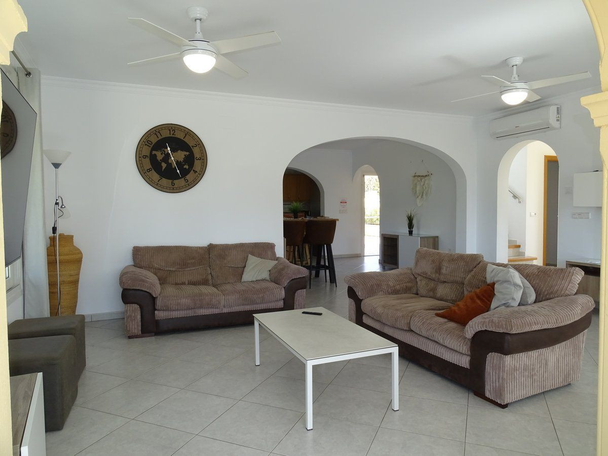 Se vende Villa - Chalet de 3 dormitorios en Costa Blanca, Alicante, España