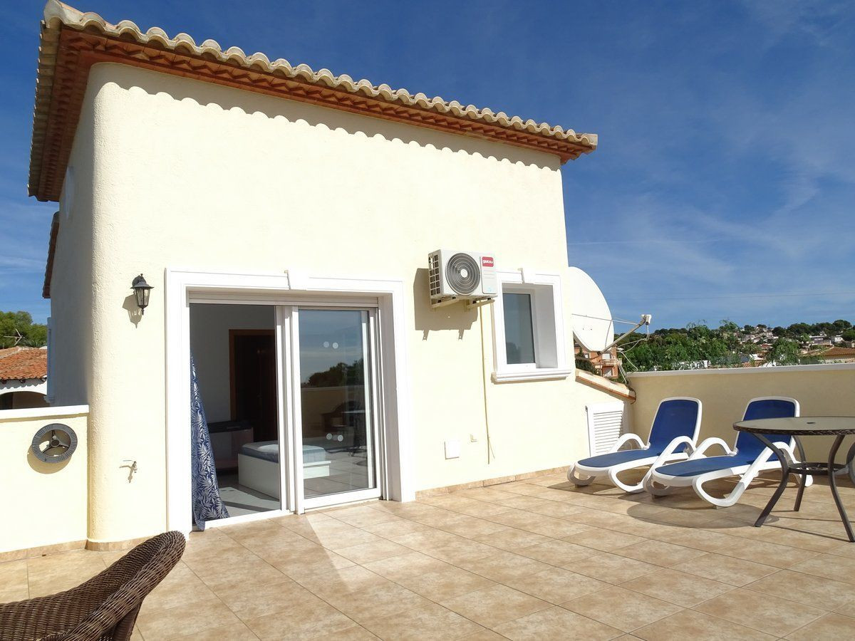 Se vende Villa - Chalet de 3 dormitorios en Costa Blanca, Alicante, España