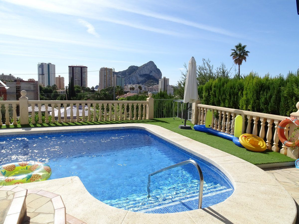 Se vende Villa - Chalet de 3 dormitorios en Costa Blanca, Alicante, España