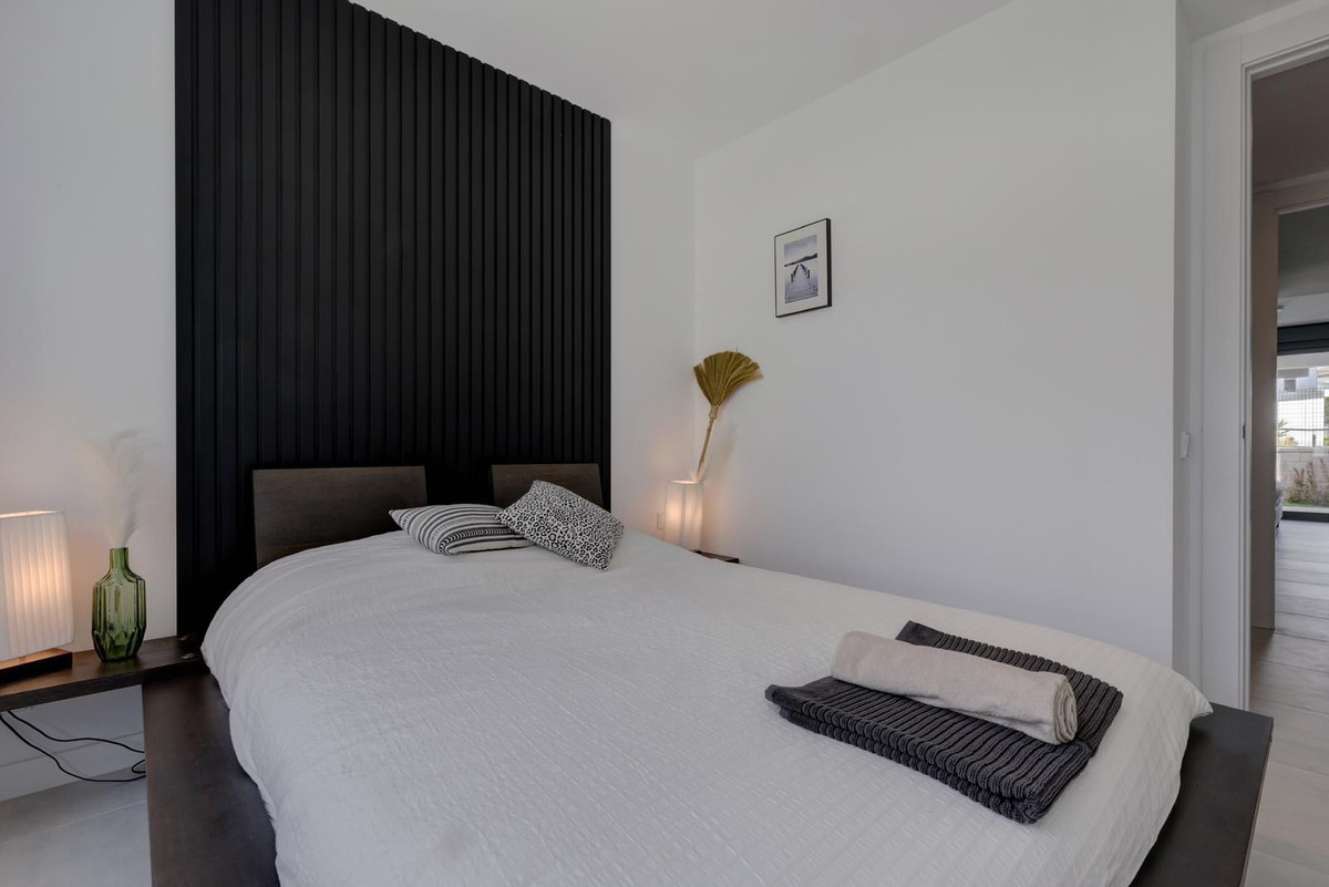 Se vende Apartamento Planta Baja de 2 dormitorios en Costa Del Sol, Málaga, España