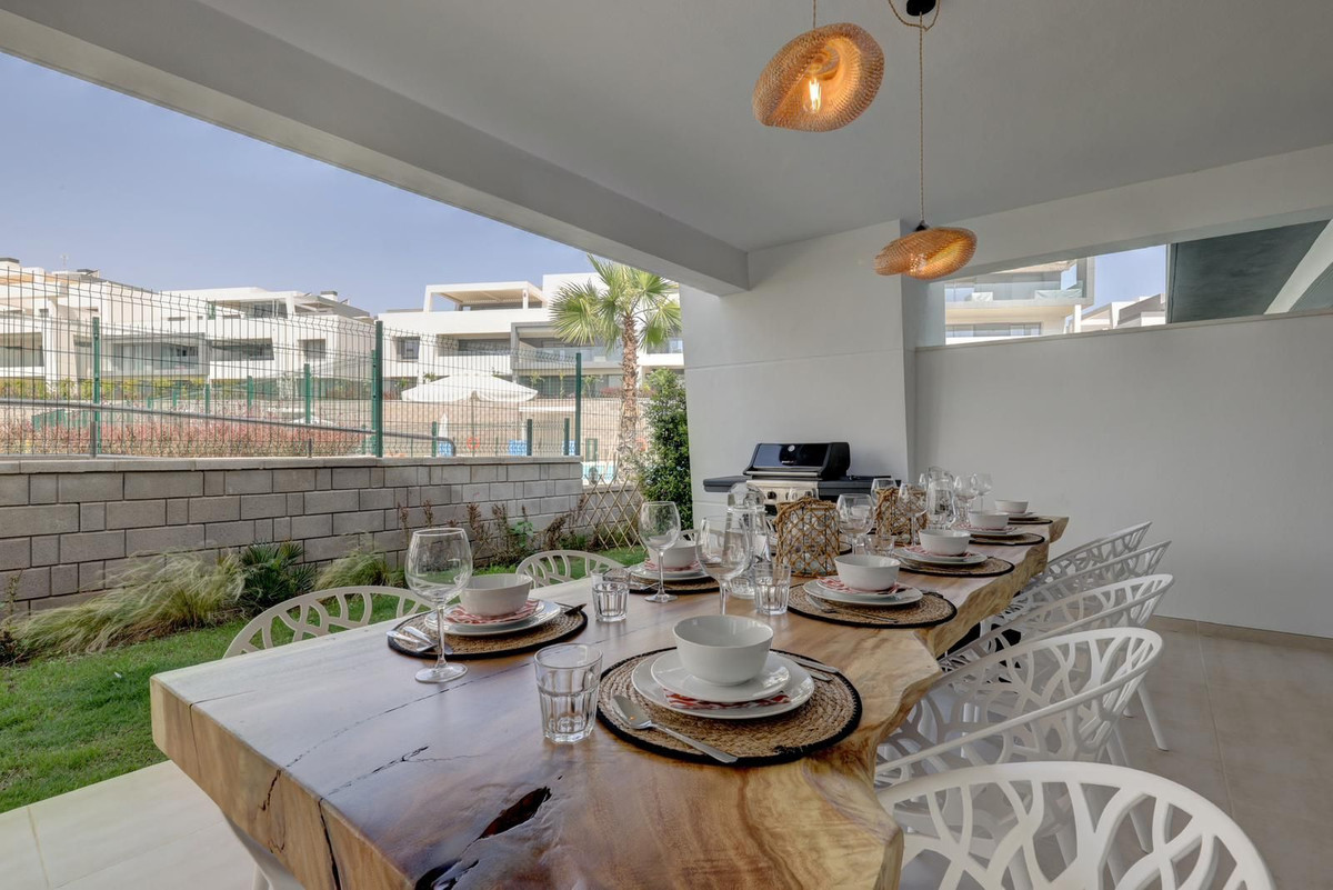 Se vende Apartamento Planta Baja de 2 dormitorios en Costa Del Sol, Málaga, España