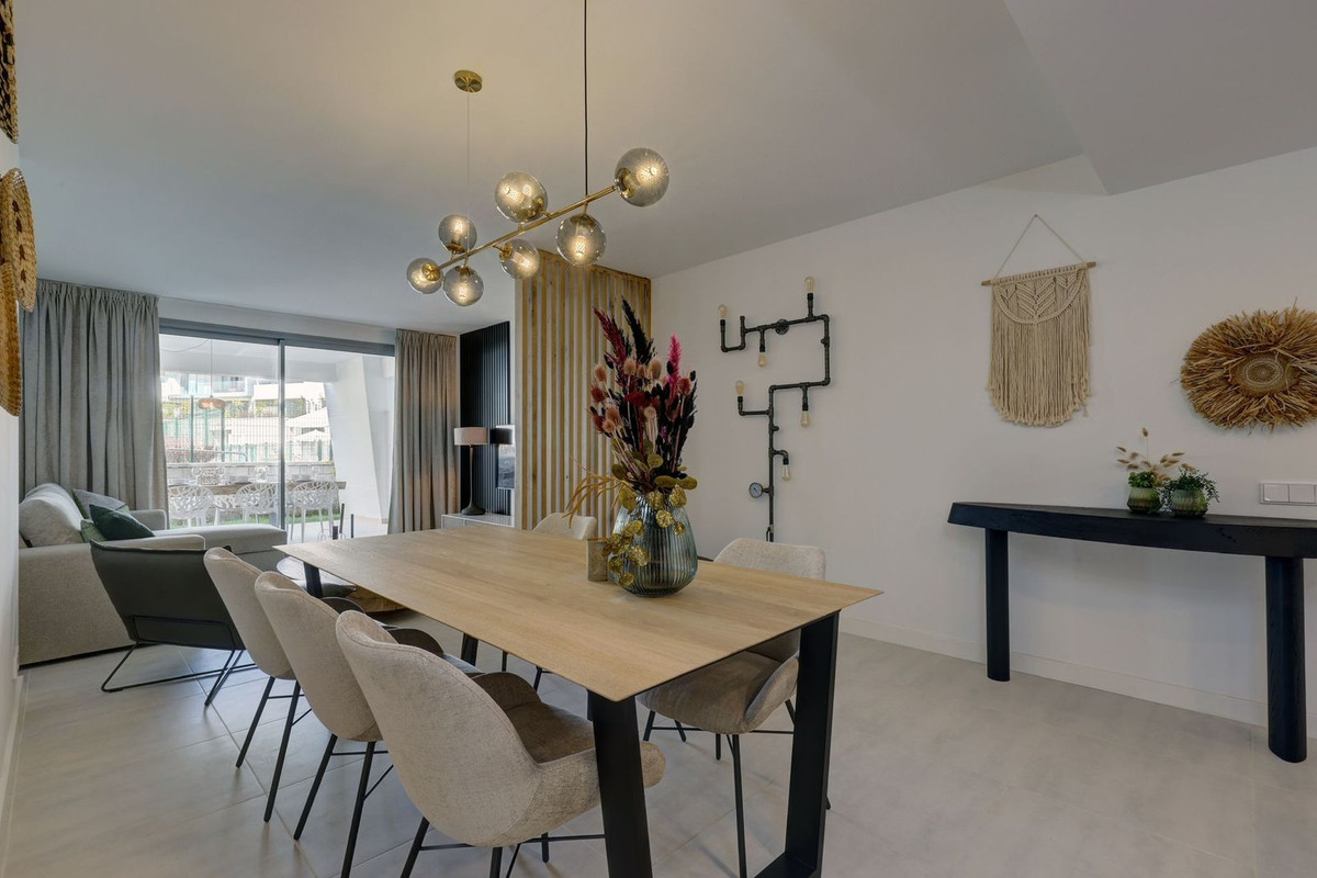 Se vende Apartamento Planta Baja de 2 dormitorios en Costa Del Sol, Málaga, España