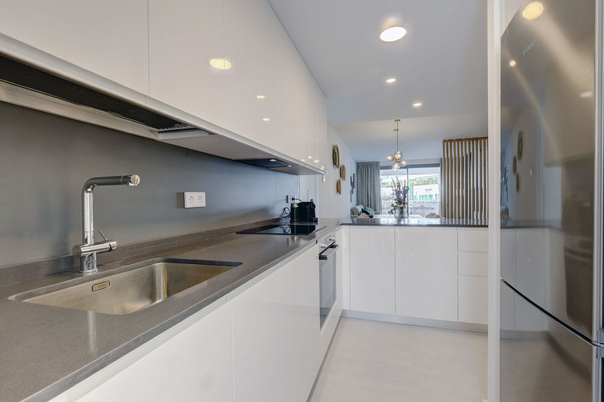 Se vende Apartamento Planta Baja de 2 dormitorios en Costa Del Sol, Málaga, España