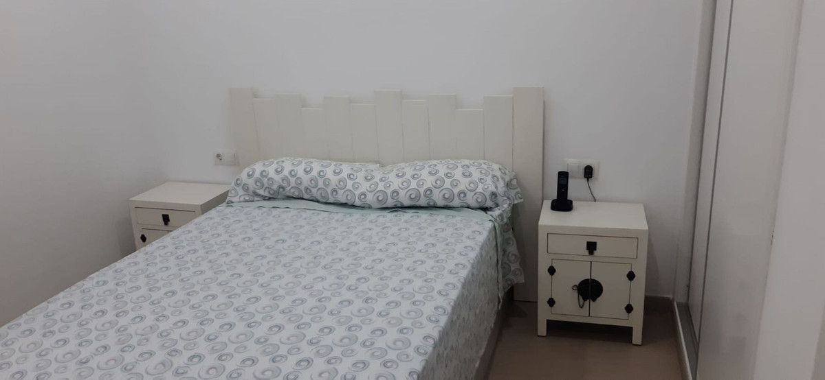 2 Bed Apartment for sale in Estepona Costa Del Sol, Málaga, Spain