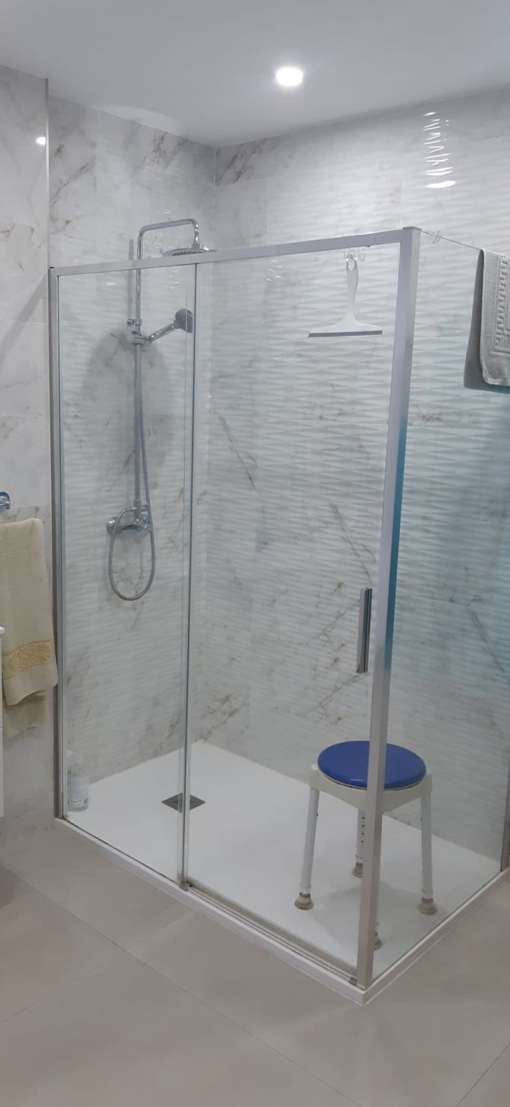 2 Bed Apartment for sale in Estepona Costa Del Sol, Málaga, Spain