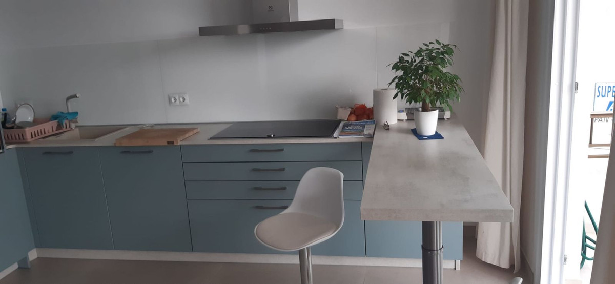 2 Bed Apartment for sale in Estepona Costa Del Sol, Málaga, Spain