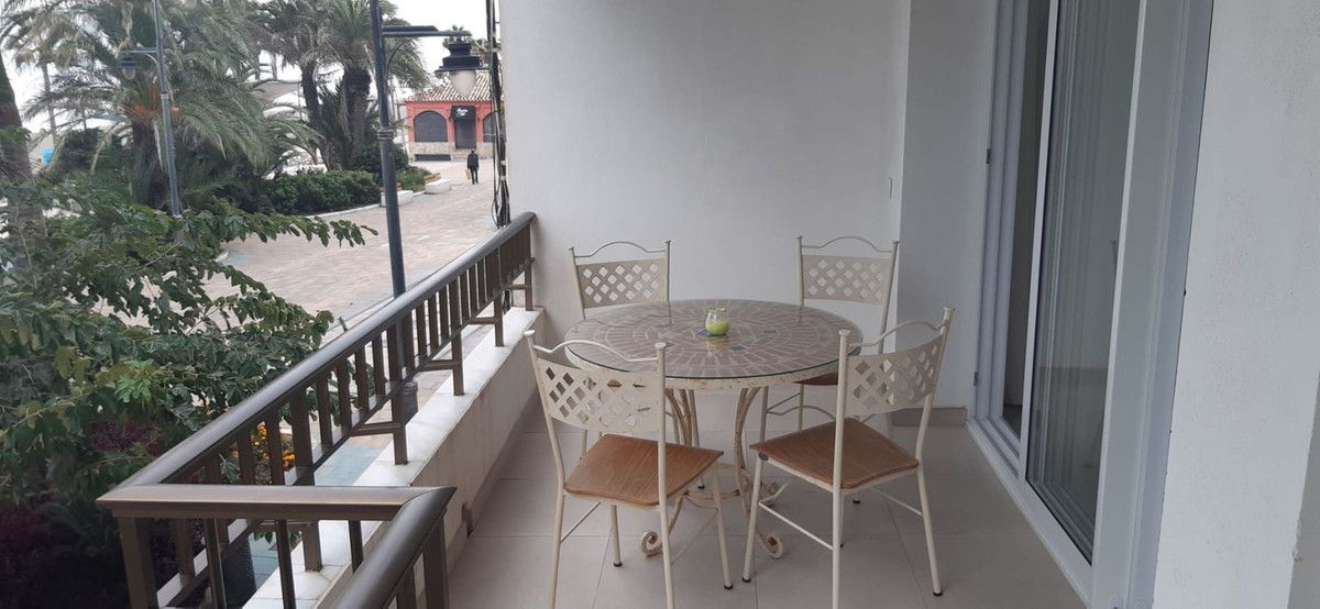 2 Bed Apartment for sale in Estepona Costa Del Sol, Málaga, Spain