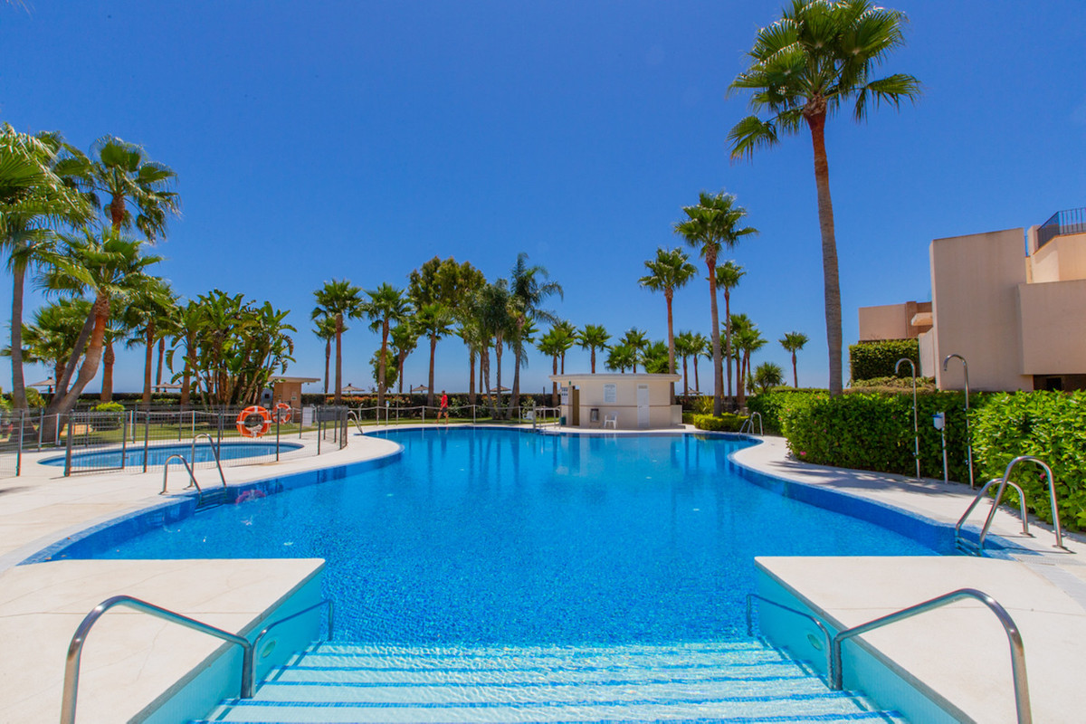 2 Bed Apartment for sale in Estepona Costa Del Sol, Málaga, Spain