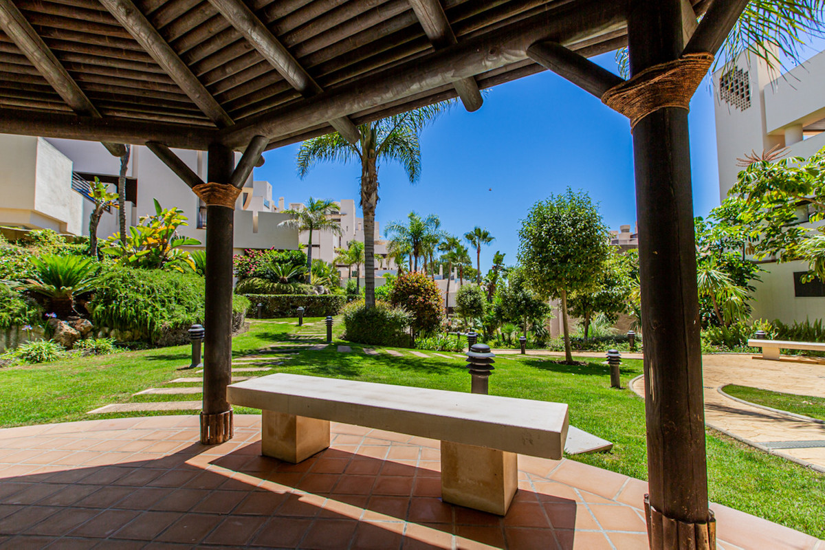 2 Bed Apartment for sale in Estepona Costa Del Sol, Málaga, Spain