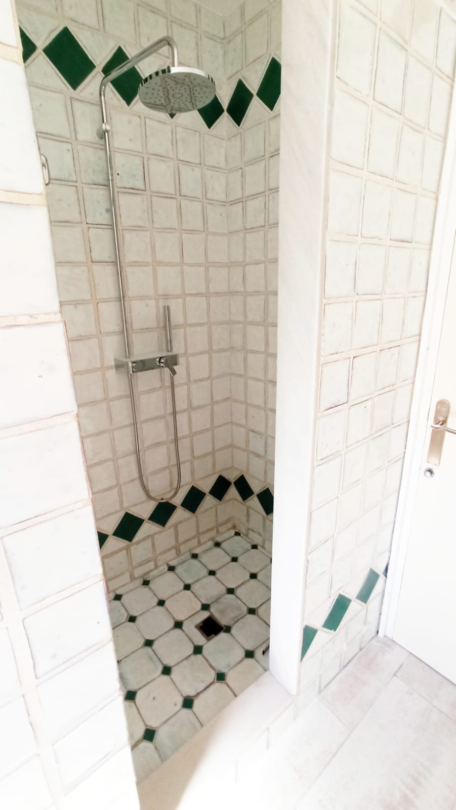 5 Bed Townhouse for sale in Calpe Costa Blanca, Alicante, Spain